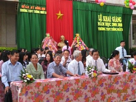 2009 – Đại biểu dự Lễ khai giảng năm học 2009 – 2010