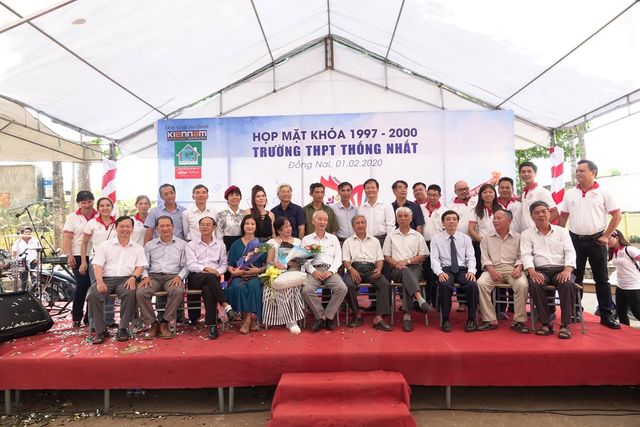 2020 – Họp mặt cựu học sinh khóa 1997 – 2000 cùng thầy cô (01/02/2020)